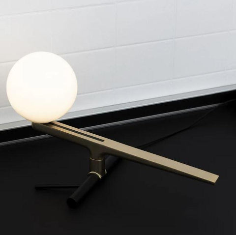 Artemide - Table & Desk Lamps