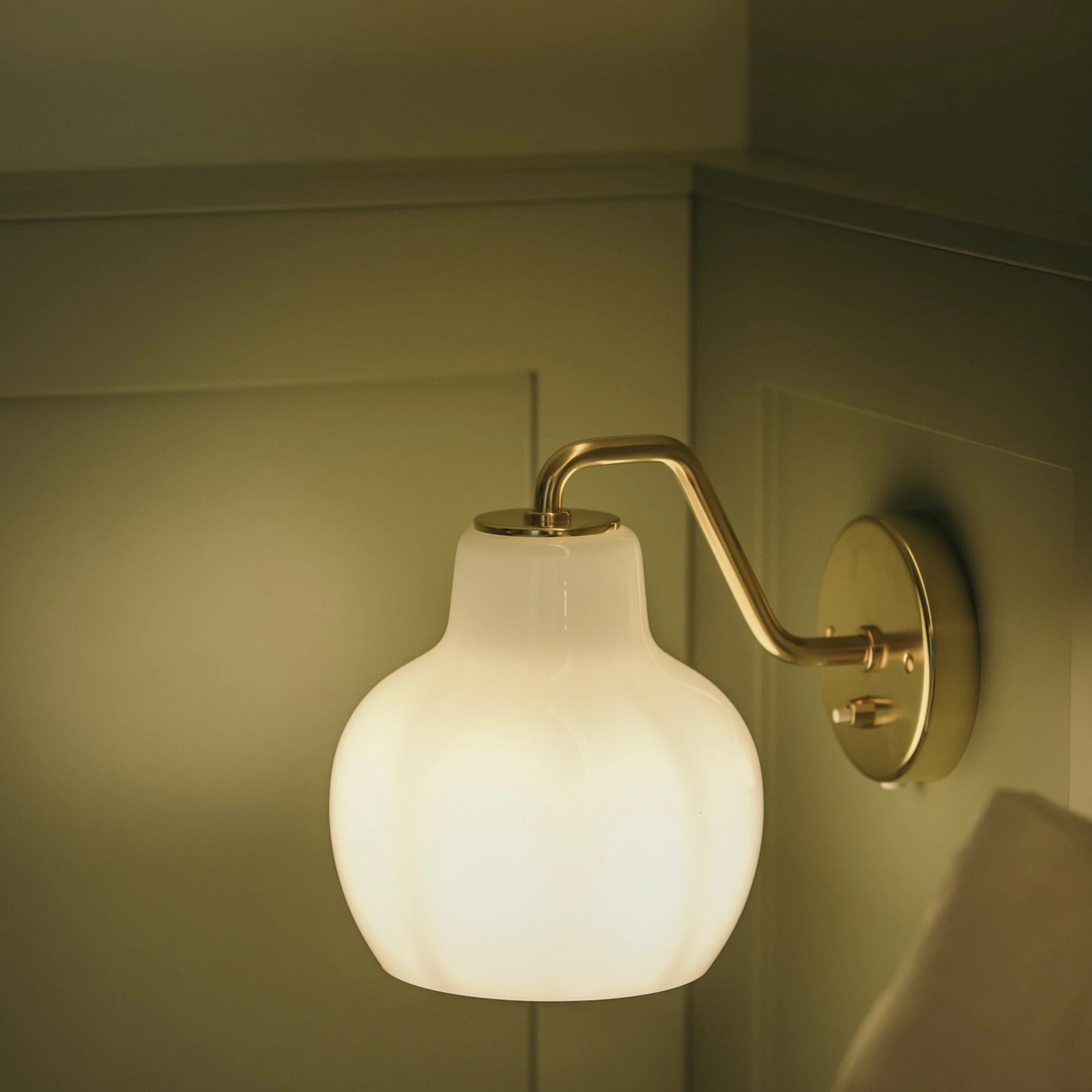 VL Ring Crown 1 Wall Lamp