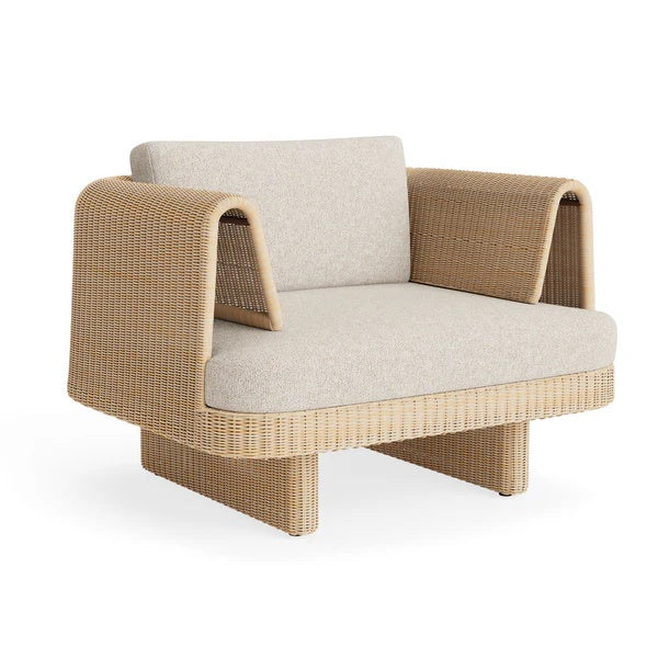 Loophole Outdoor Lounge Chair