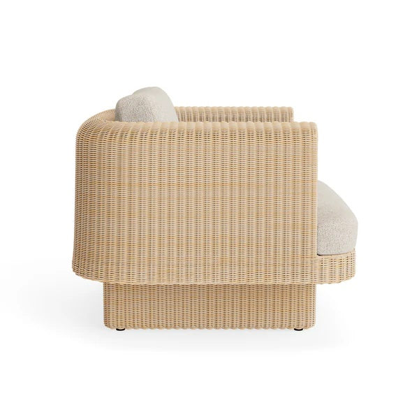 Loophole Outdoor Lounge Chair