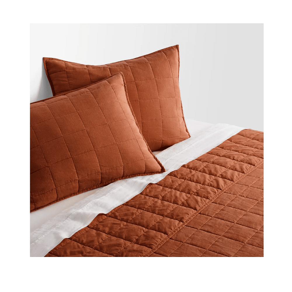 Ester Linen Quilt Set Beds BluDot