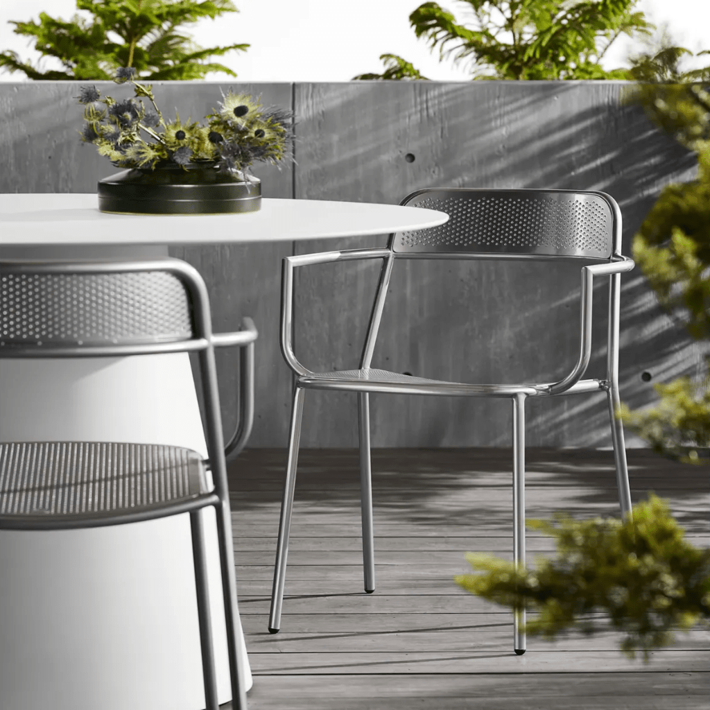 Trim Dining Chair Dining chairs BluDot