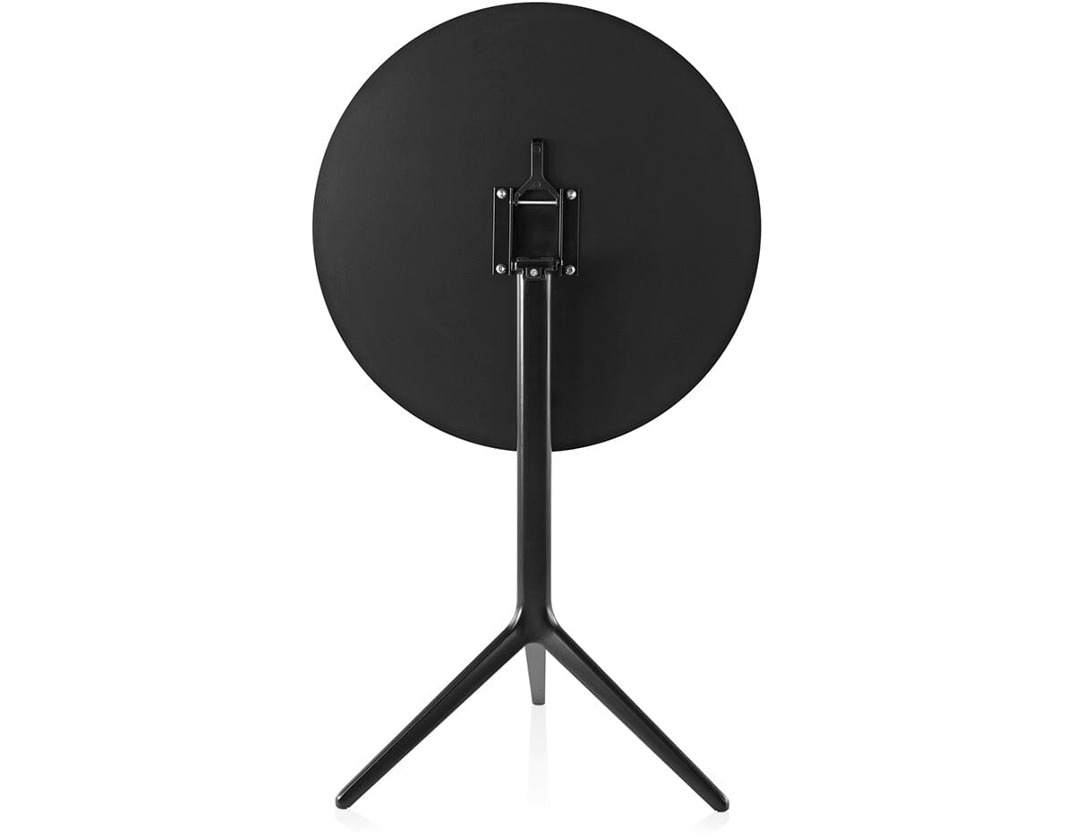 Central Table side/end table Magis