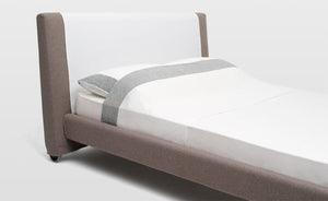 Onto Bed - Queen Size Beds Bensen CA Modern Home