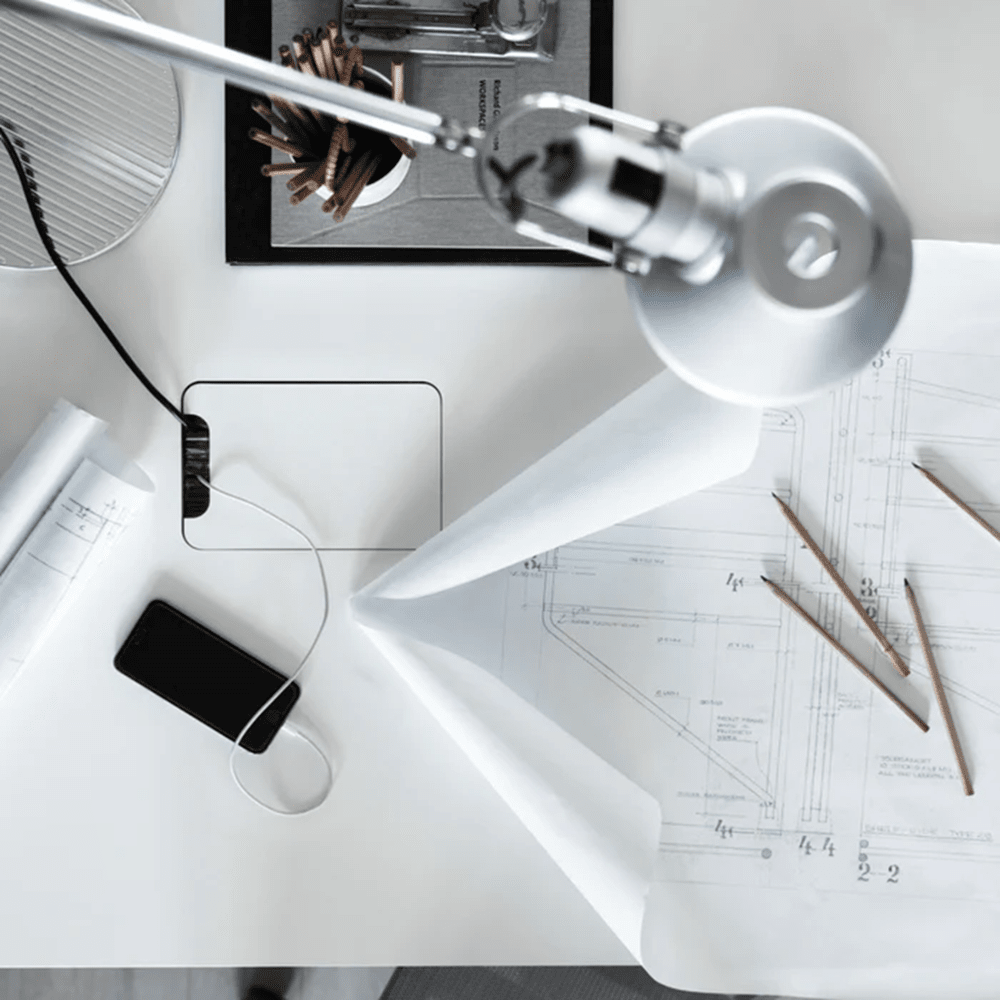 Works Height-Adjustable Work Desk Desk String Furniture