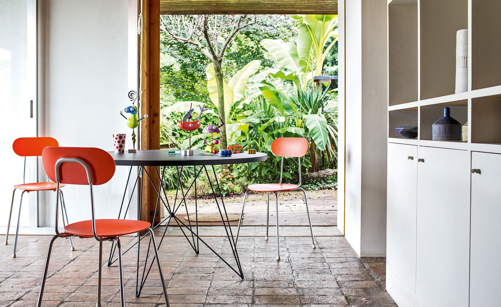 Tavolo XZ3 Round Table Dining Tables Magis