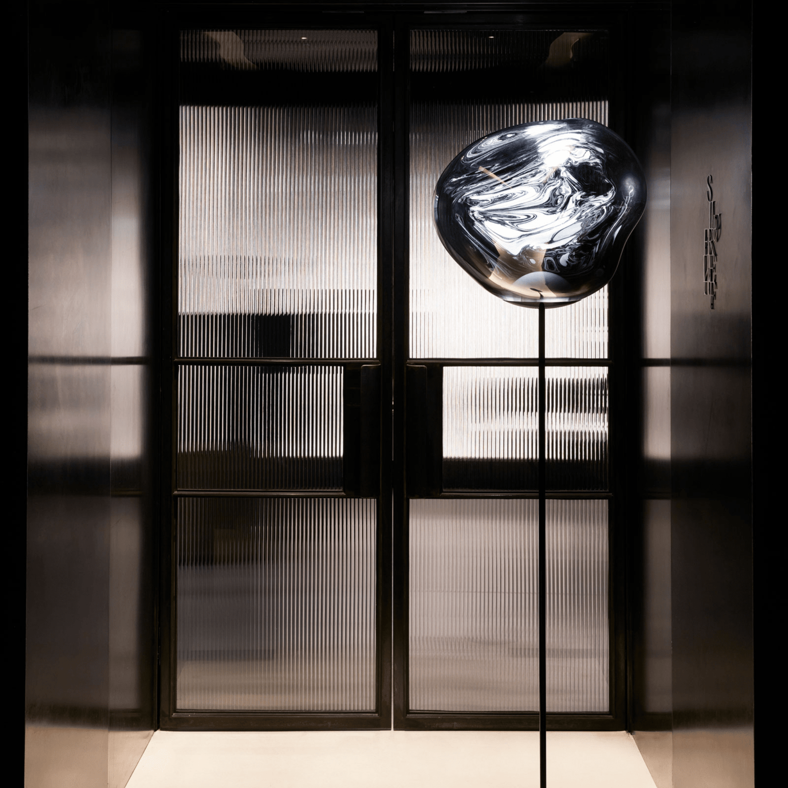 Melt Cone Slim Floor Lamp Floor Lamps Tom Dixon