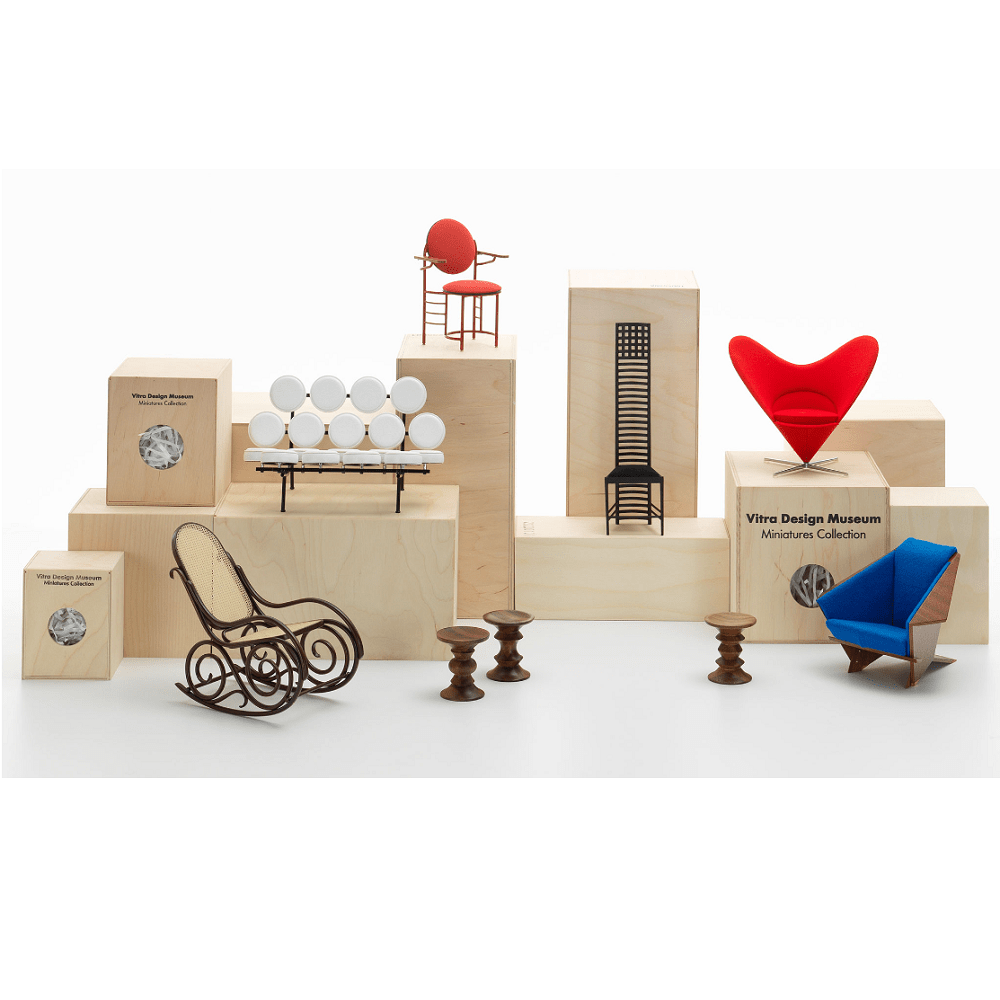 Miniature Sitting Machine Art Vitra