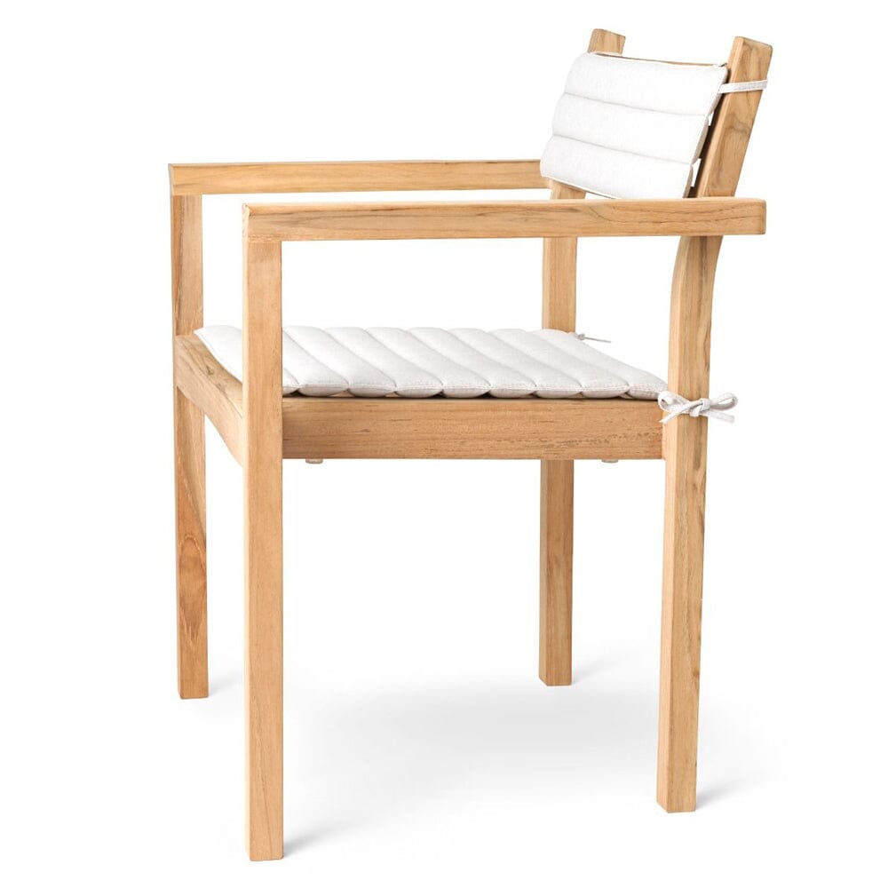 AH502 Outdoor Dining Chair with Armrest Dining chairs Carl Hansen