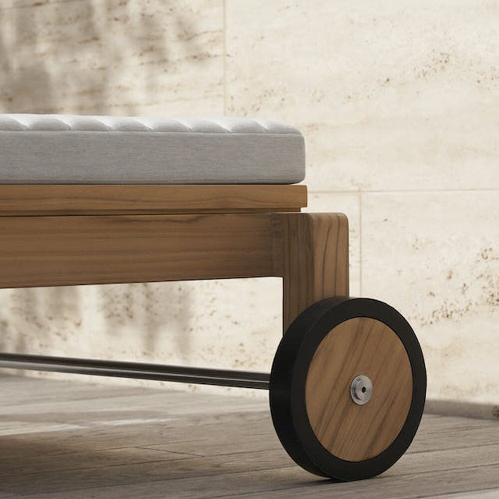 AH604 Outdoor Lounger Daybed lounge chair Carl Hansen