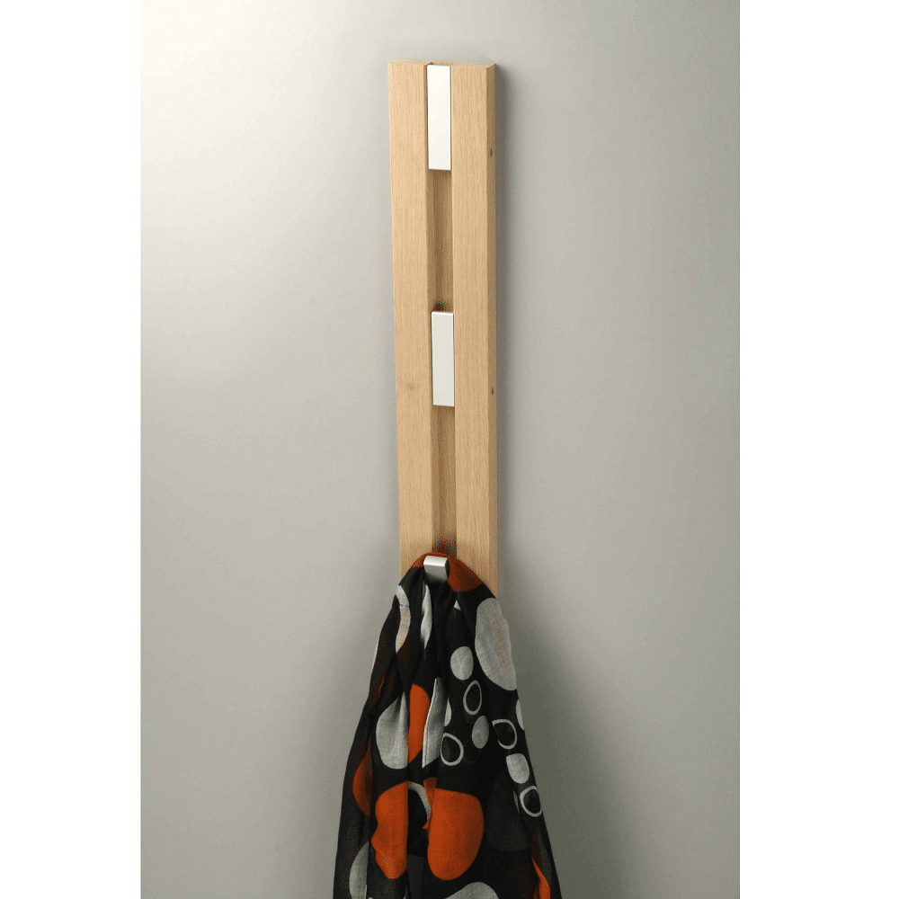 Knax Vertical 4 Hook Coat Hooks Loca Aluminum Soaped OAK