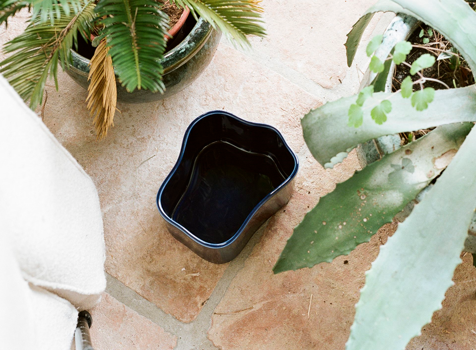 Riihitie Plant Pot B Accessories Artek