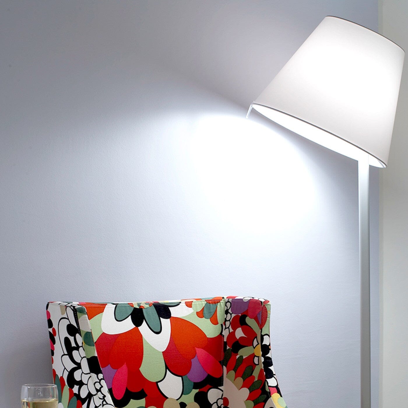 Melampo Mega Floor Lamp Floor Lamps Artemide