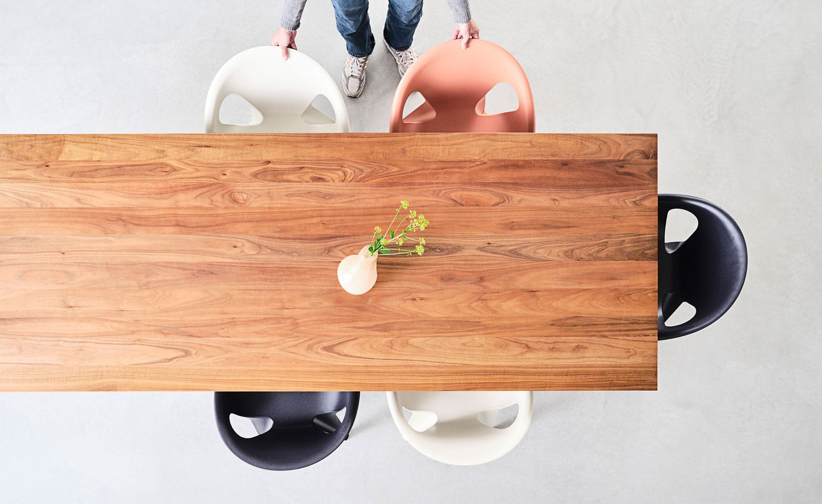 Bell Stacking Chair - Sets of 4 Stacking Chairs Magis