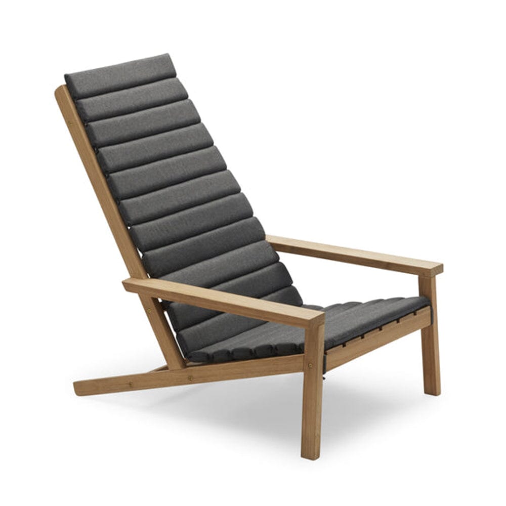 Between Lines Deck Chair Outdoor Lounge Chairs Skagerak by Fritz Hansen Charcoal +$539.00