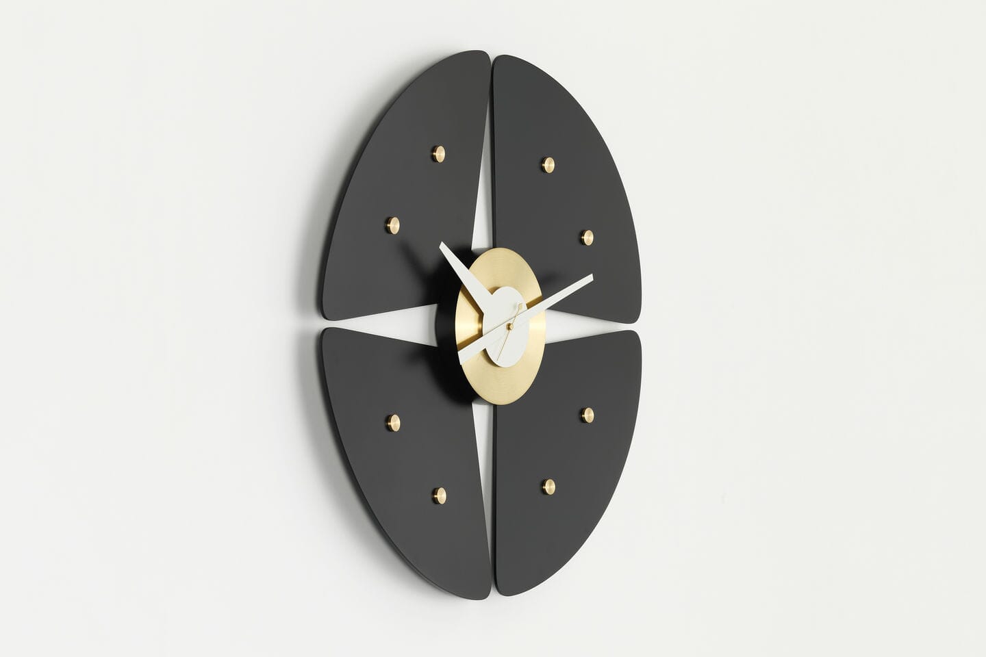 Nelson Petal Wall Clock Clocks Vitra