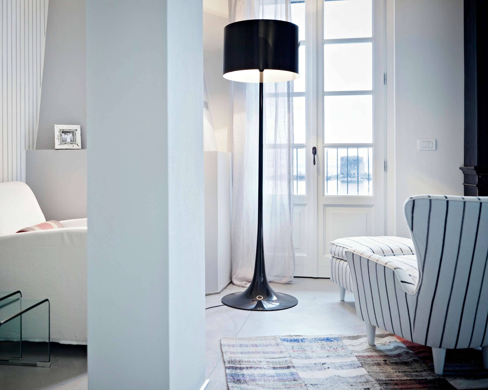 Spun Floor Lamp Floor Lamps Flos