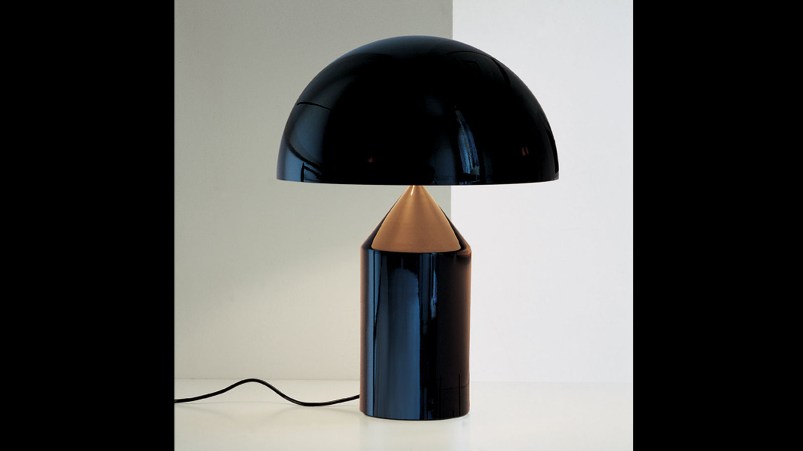 Atollo Metal Table Lamp