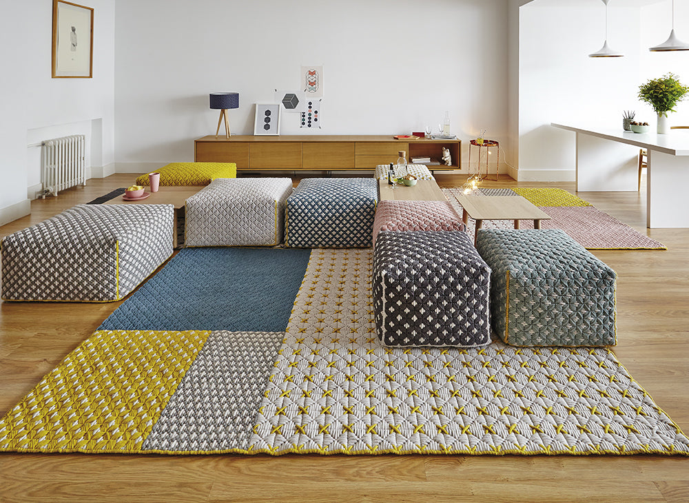 Silai Rug Pillows Gan