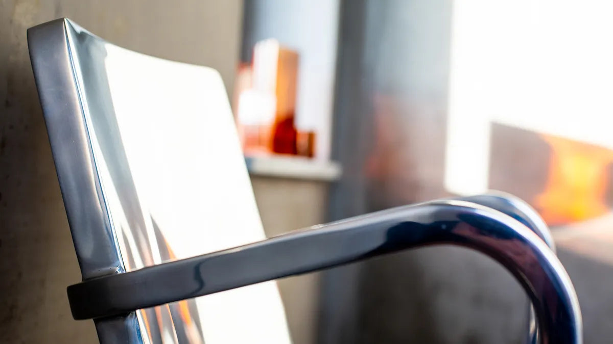 Emeco Hudson Bar Stool With Arms Side/Dining Emeco