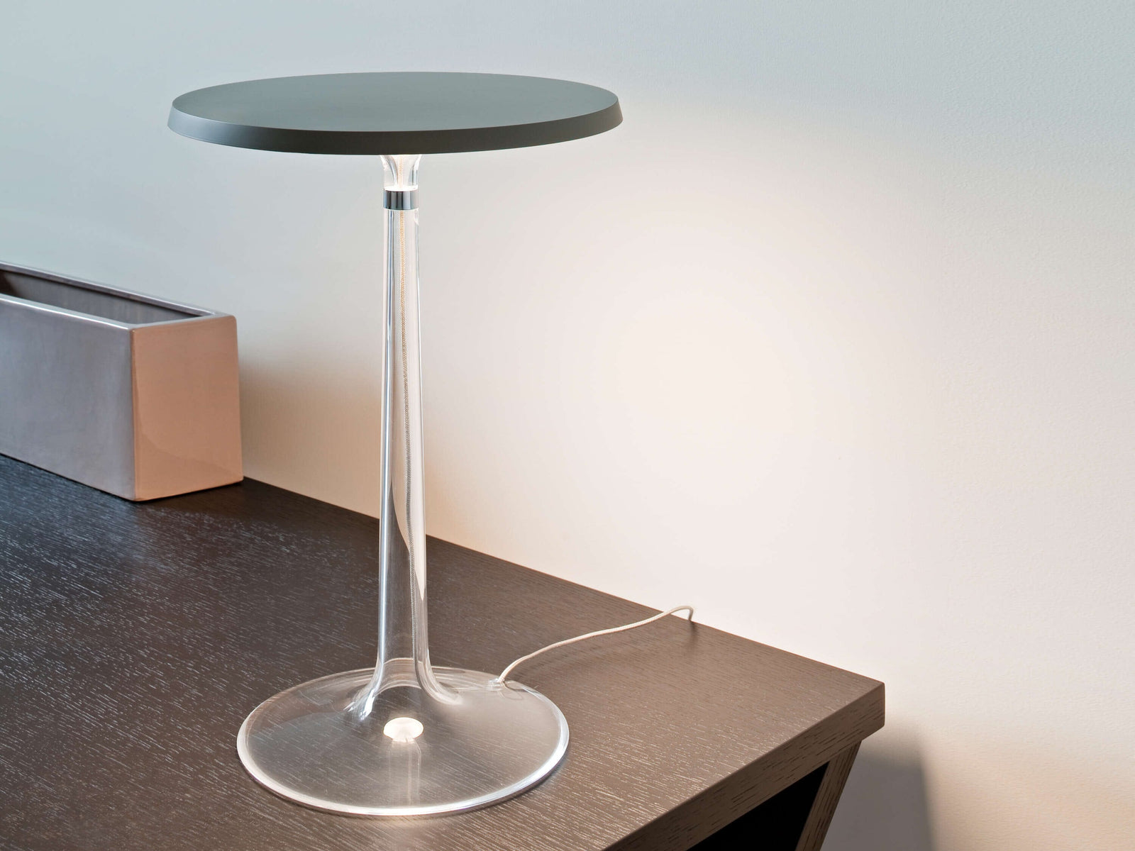Bon Jour Table Lamp Table Lamps Flos