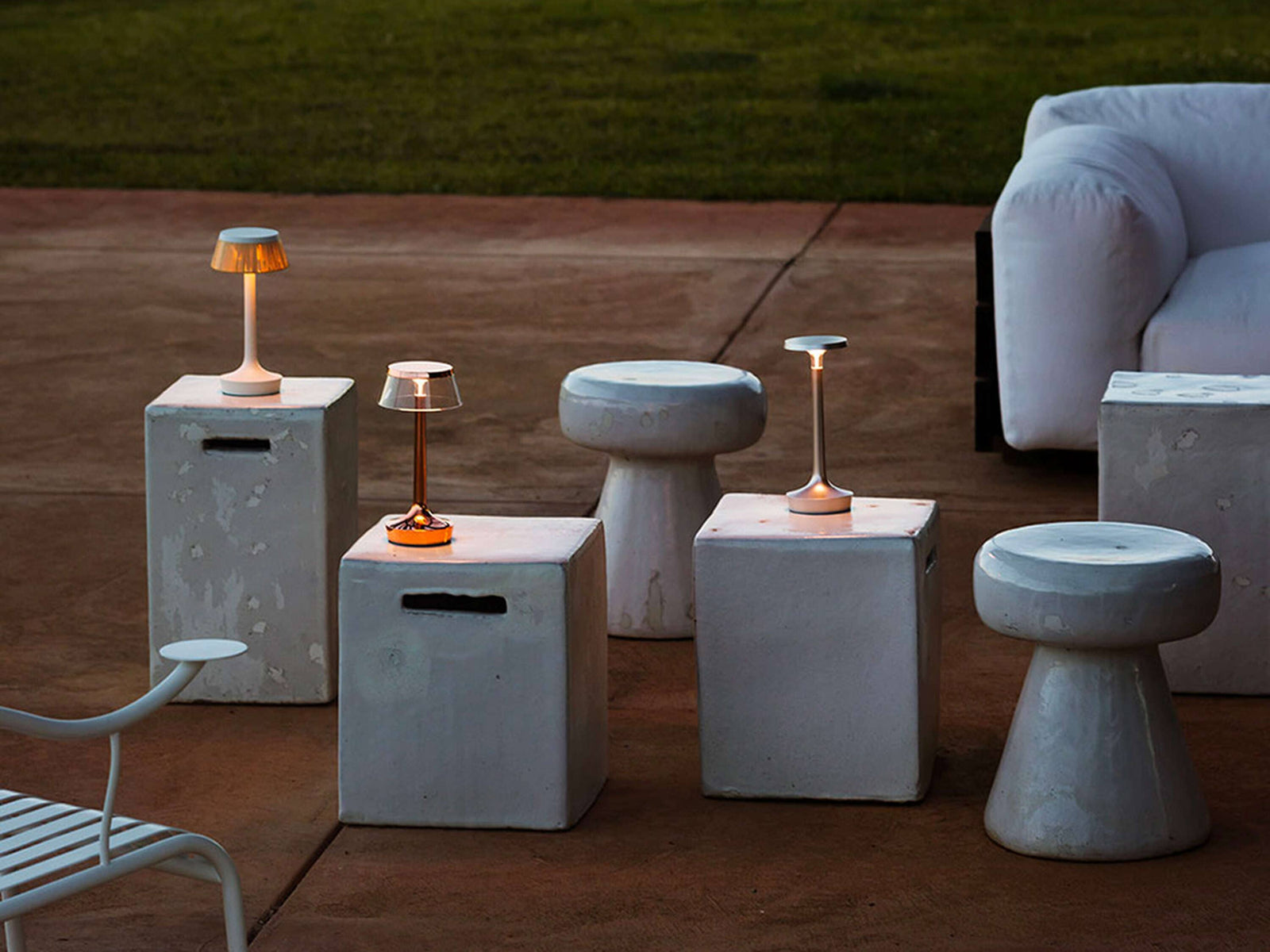 Bon Jour Unplugged Table Lamp Table Lamps Flos