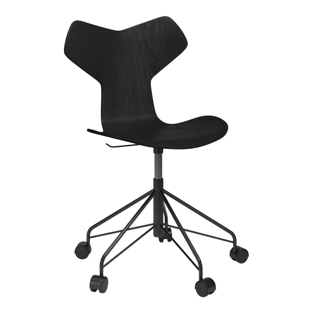 Grand Prix Adjustable Swivel Chair task chair Fritz Hansen
