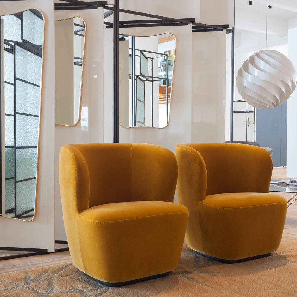 F.A. 33 Rectangular Wall Mirror mirror Gubi