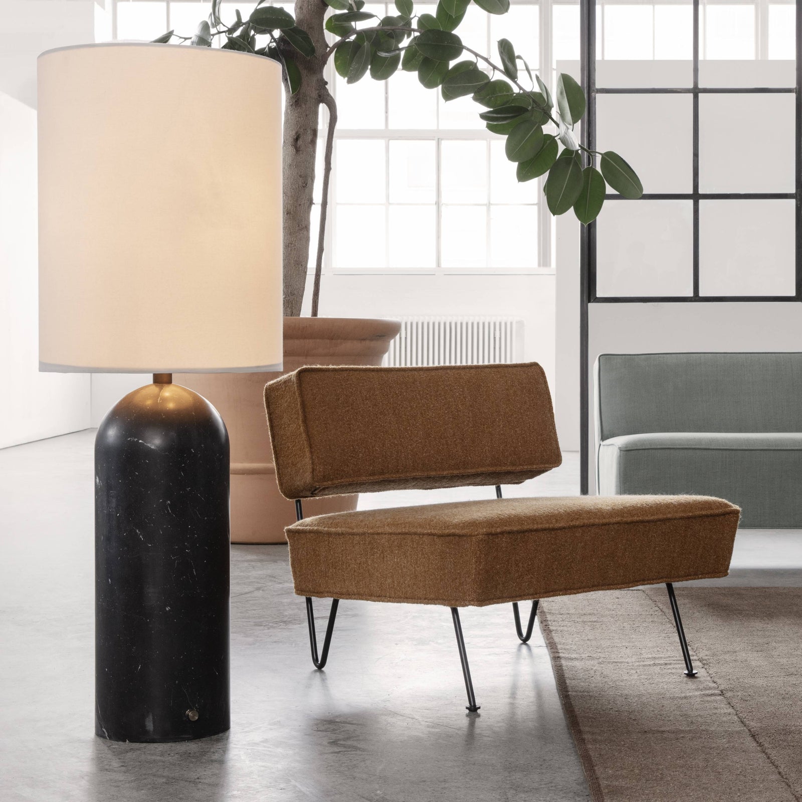 Gravity Floor Lamp - XL High Floor Lamps Gubi