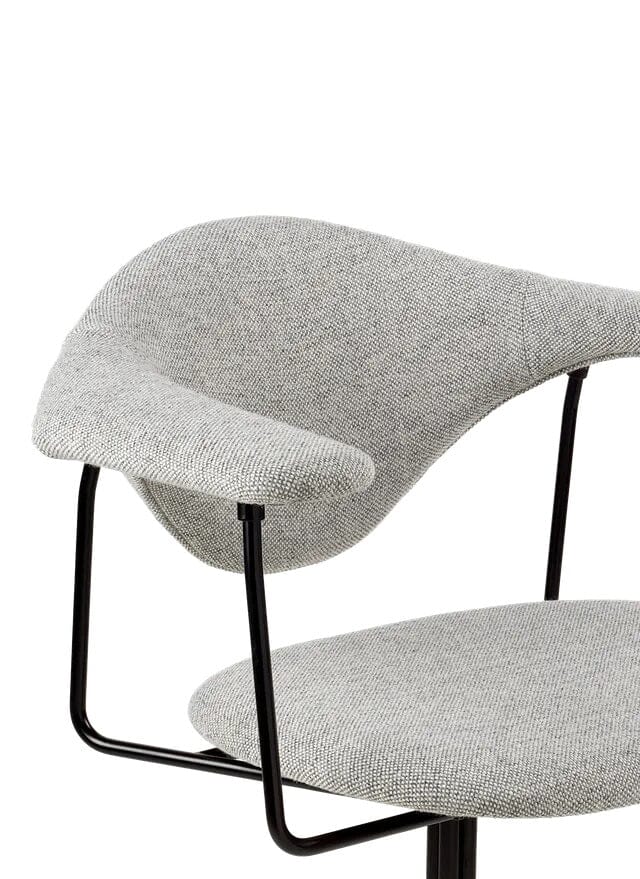 Masculo Meeting Chair - Fully Upholstered with Swivel base lounge chair Gubi