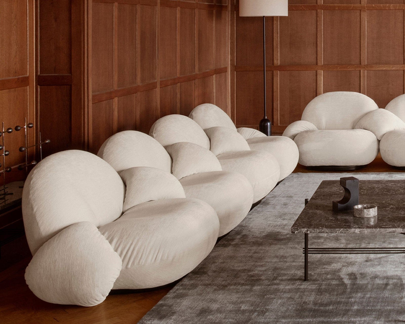 Pacha Modular Sofa – 4 Seater With Armrests And Middle Armrest Sofa Gubi