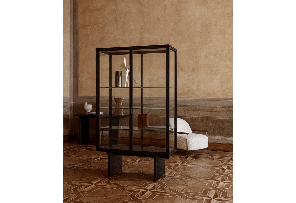 Private Vitrine Book Shelf Gubi