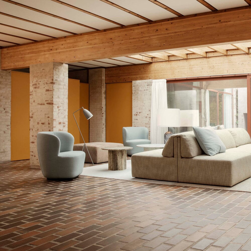 Stay Lounge Chair - Large lounge chair Gubi