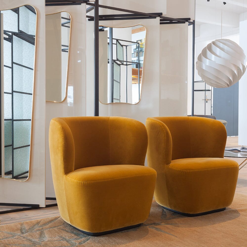 Stay Lounge Chair - Small with Swivel Base lounge chair Gubi