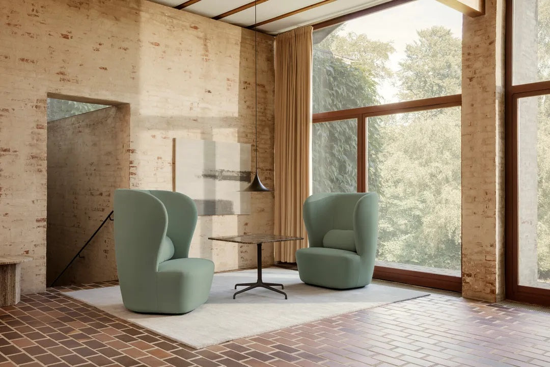 Stay Lounge Chair with Black Base and High Back lounge chair Gubi