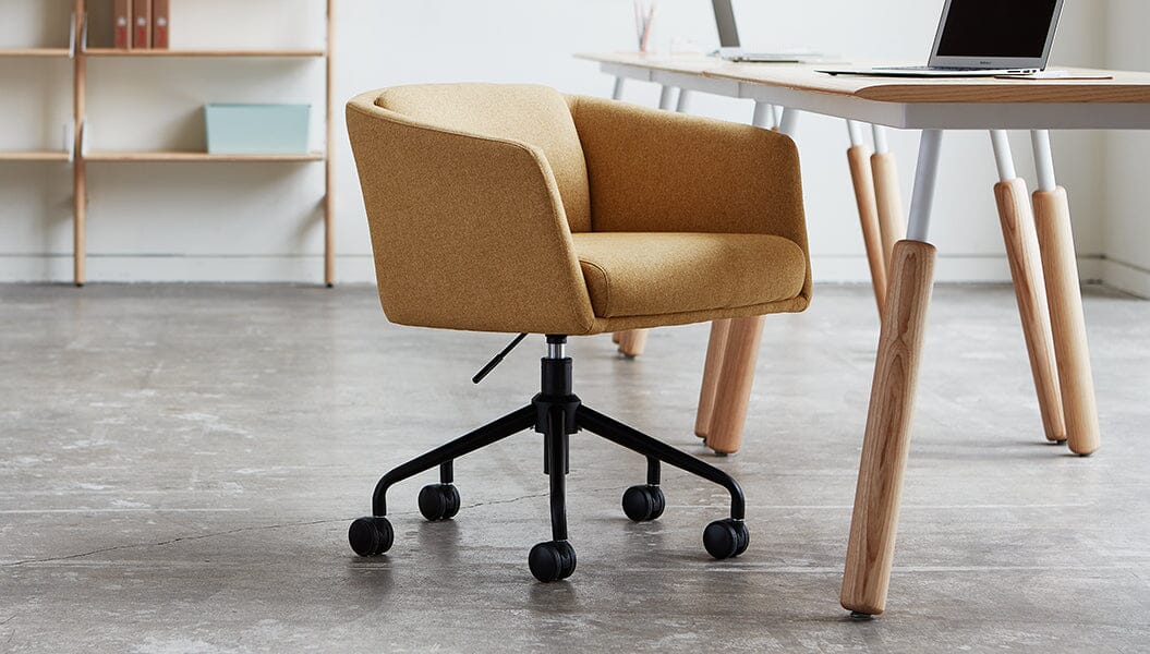 Radius Chair task chair Gus Modern