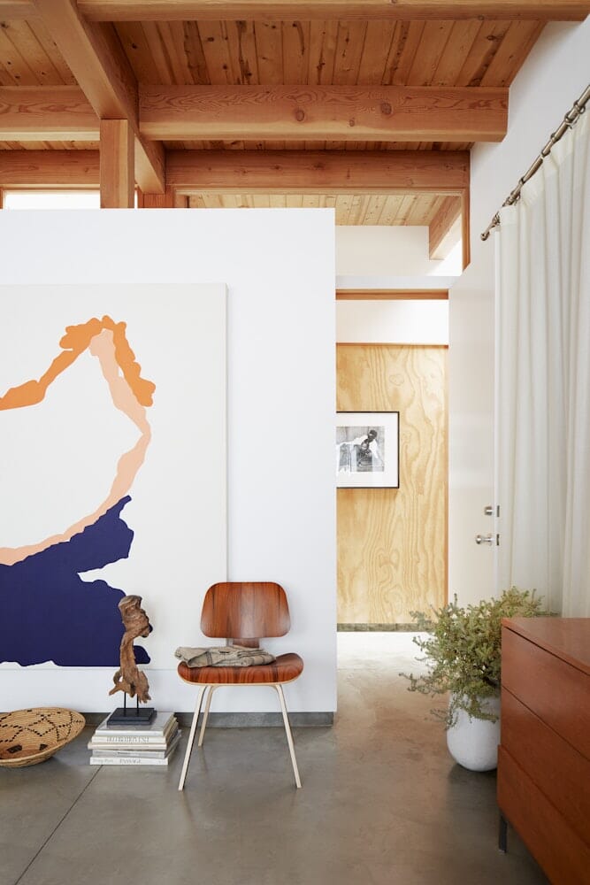 Eames Molded Plywood Dining Chair with Wood Base Side/Dining herman miller