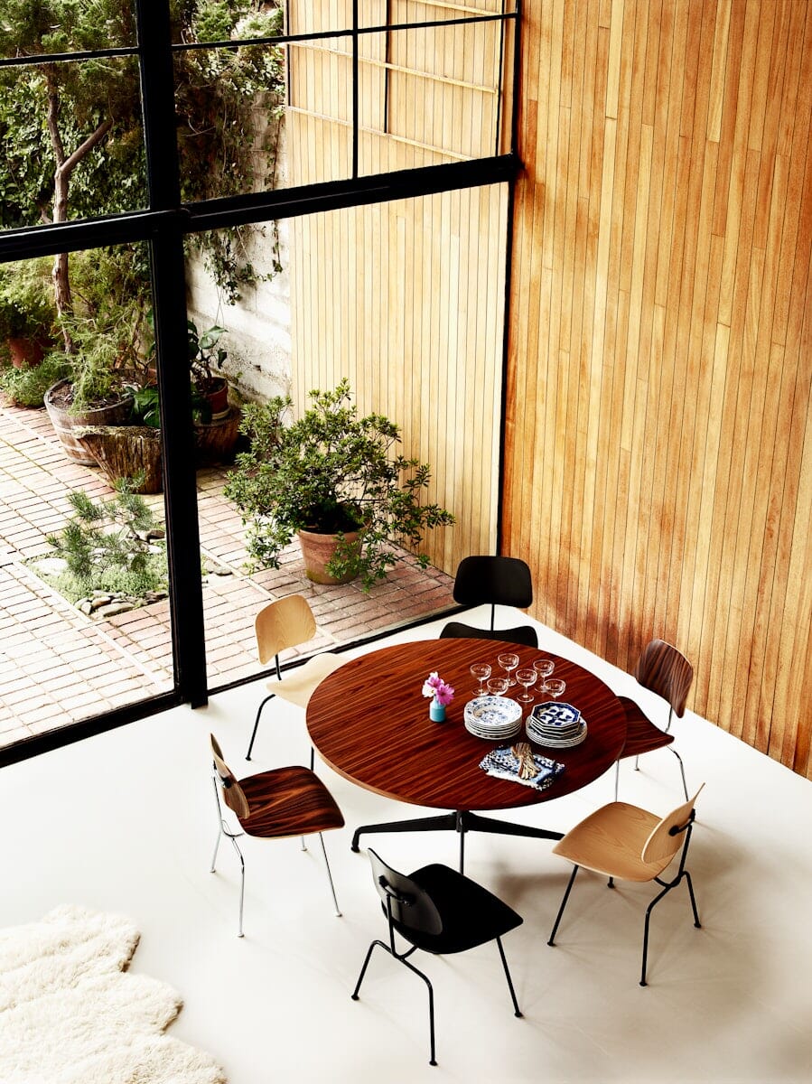 Eames Round Table with Universal Base Dining Tables herman miller