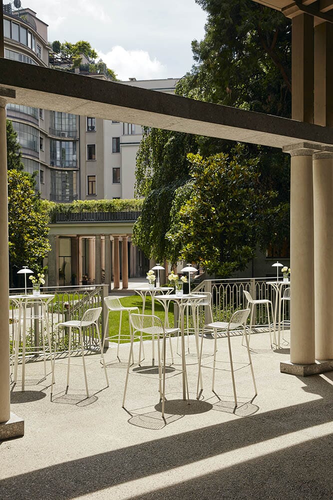 Hiray High Table Tables Kartell