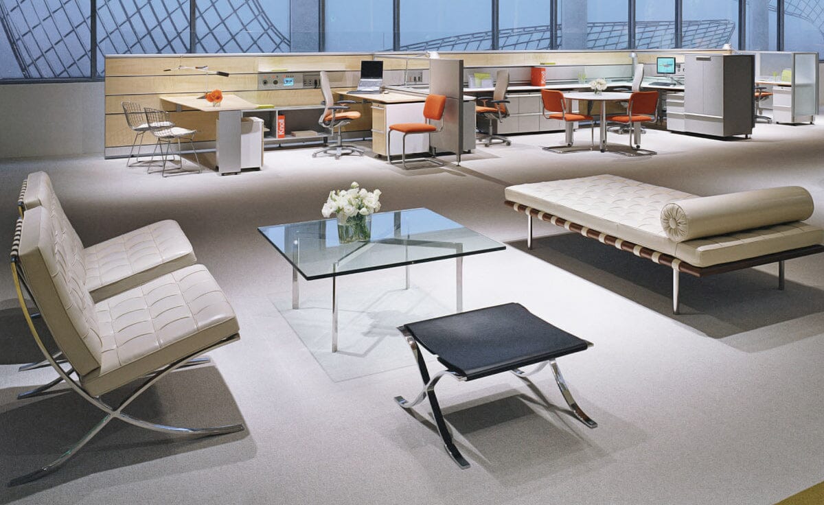 Barcelona Stool with Cowhide Sling Stools Knoll