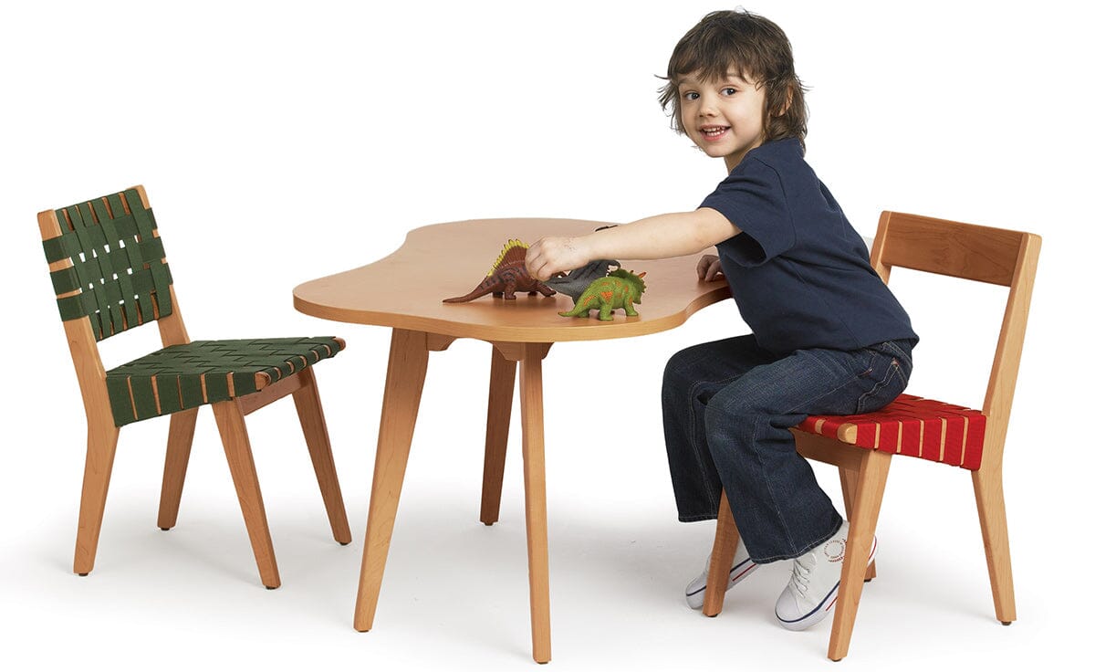 Kids Risom Amoeba Table kids Knoll