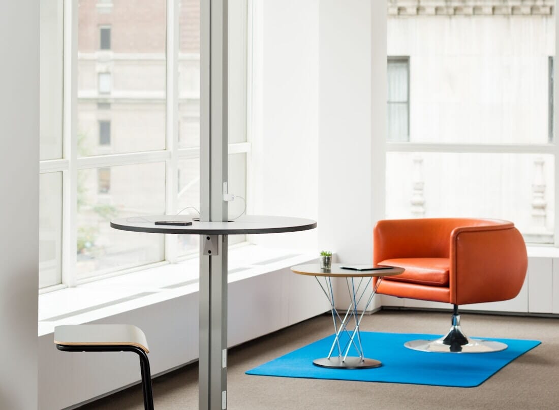 Noguchi Cyclone Side Table side/end table Knoll