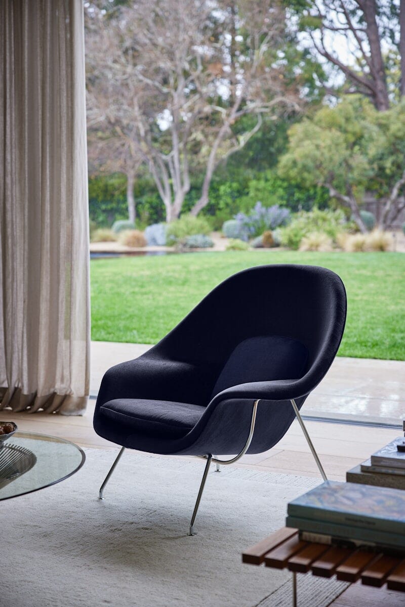Womb Chair - Medium lounge chair Knoll