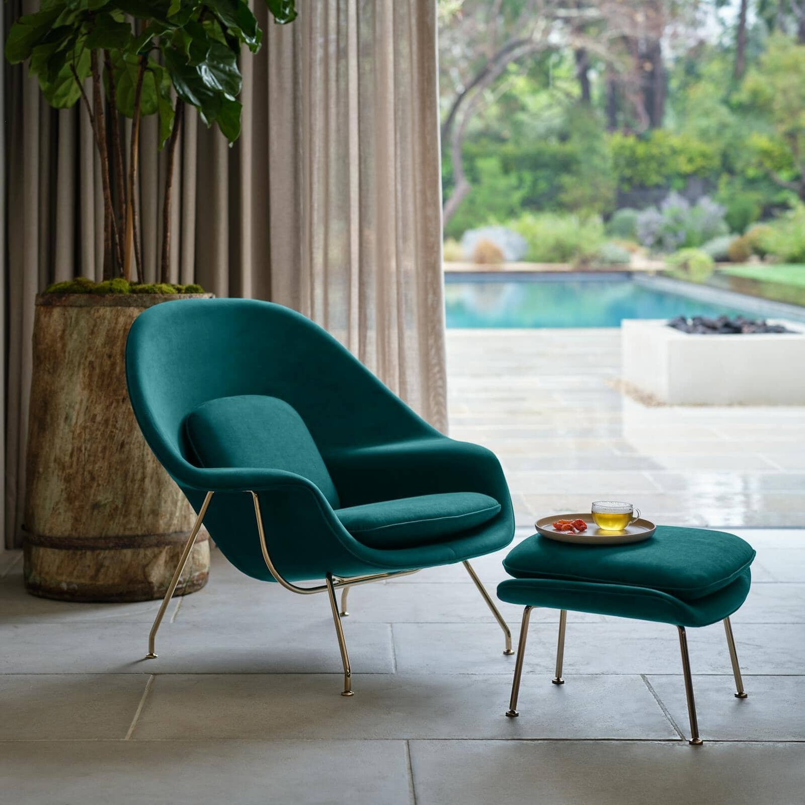 Womb Ottoman ottomans Knoll