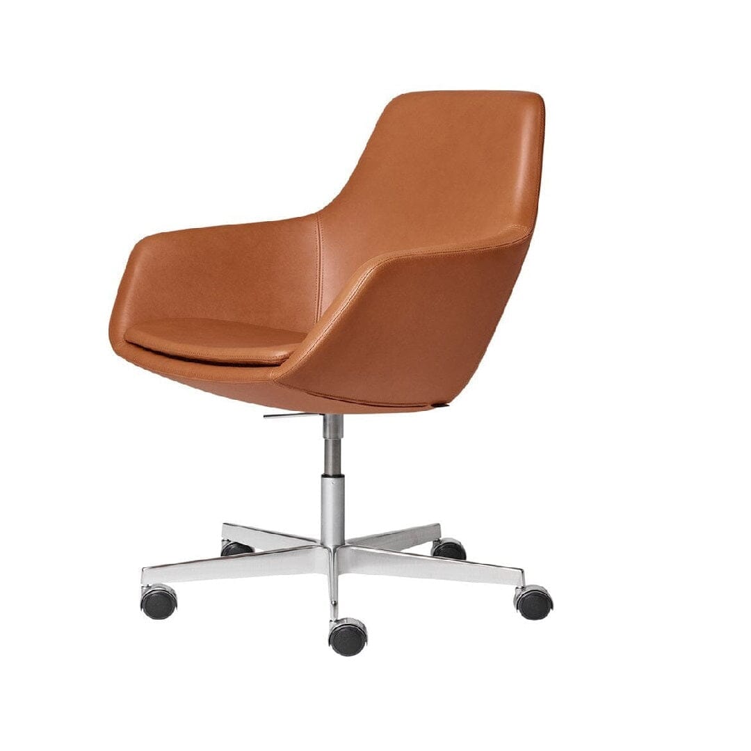 Little Giraffe Chair With 5 Star Base - Fixed Cover lounge chair Fritz Hansen