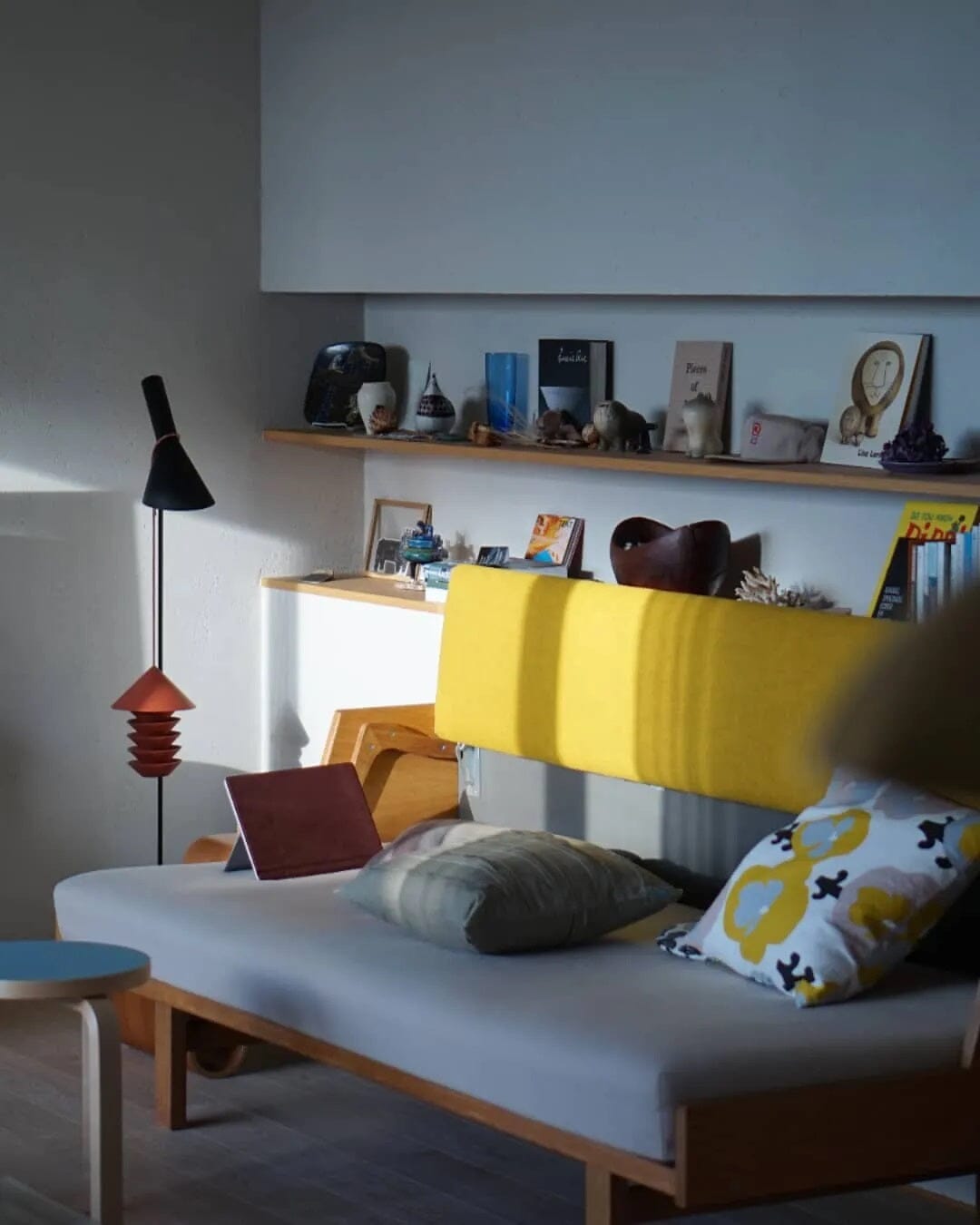 AJ Floor Lamp Floor Lamps Louis Poulsen