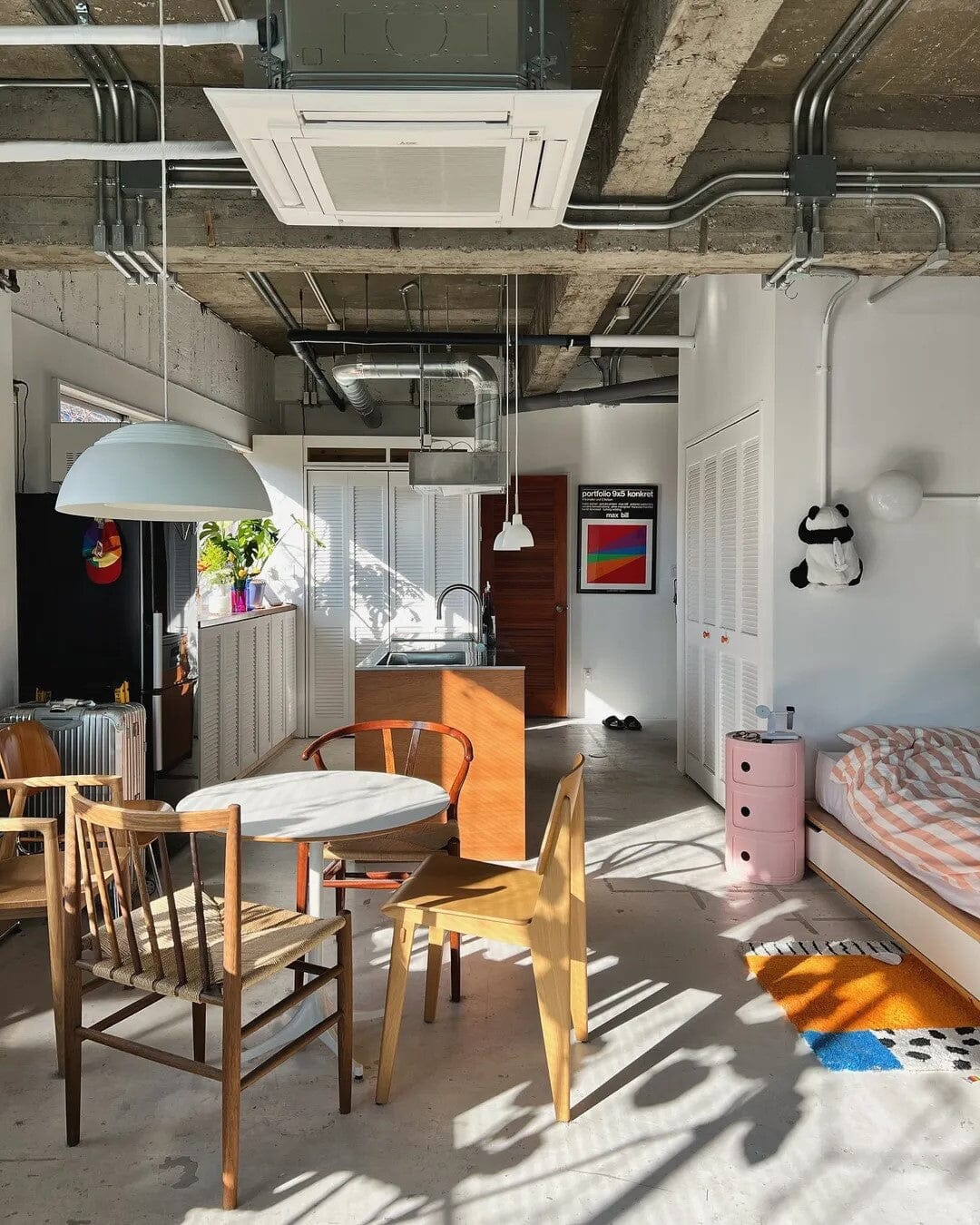 AJ Royal Pendant Light Pendant Lights Louis Poulsen