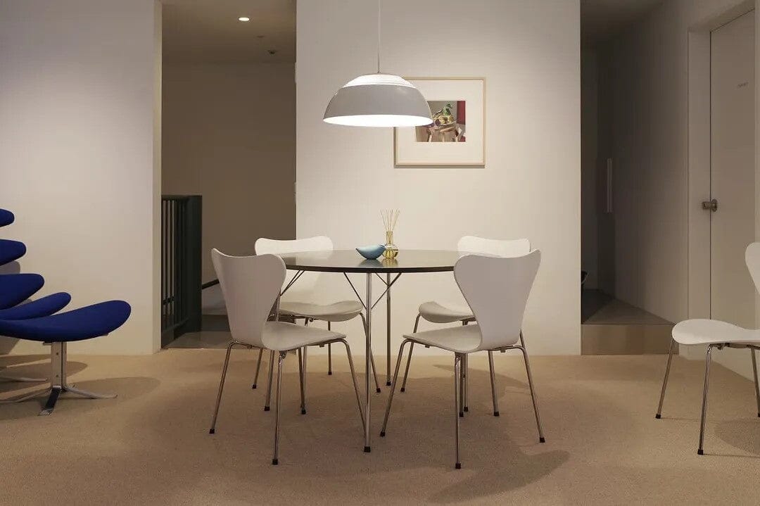 AJ Royal Pendant Light Pendant Lights Louis Poulsen