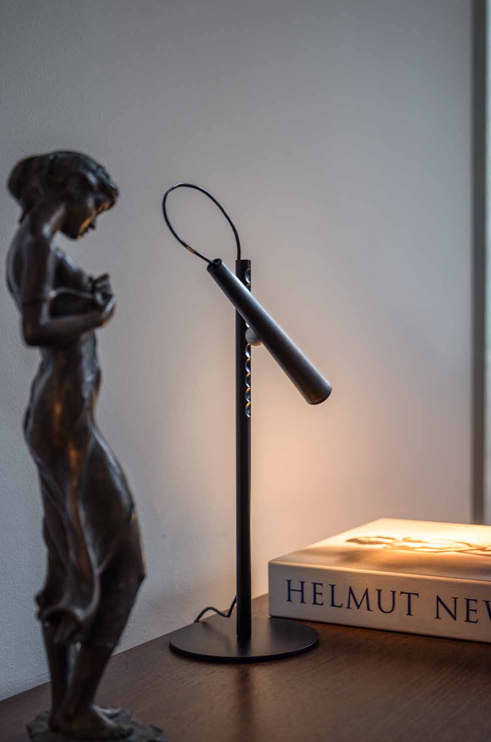 Magneto Floor Lamp Floor Lamps Foscarini