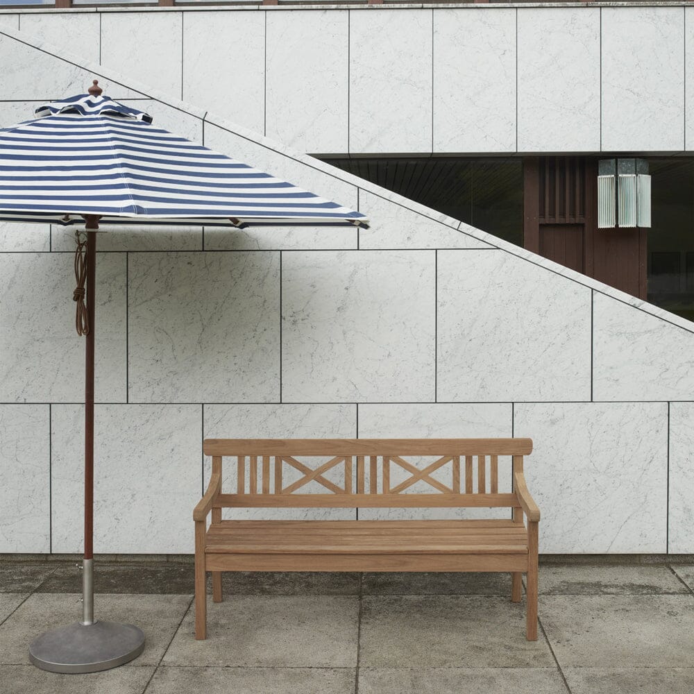 Messina Round Umbrella Outdoors Skagerak by Fritz Hansen